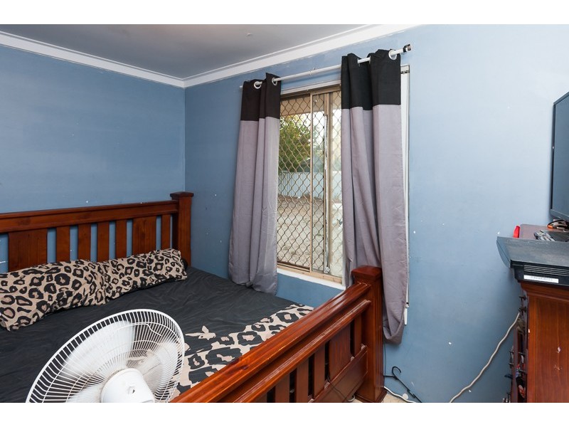 8 Price Court, Brookdale WA 6112