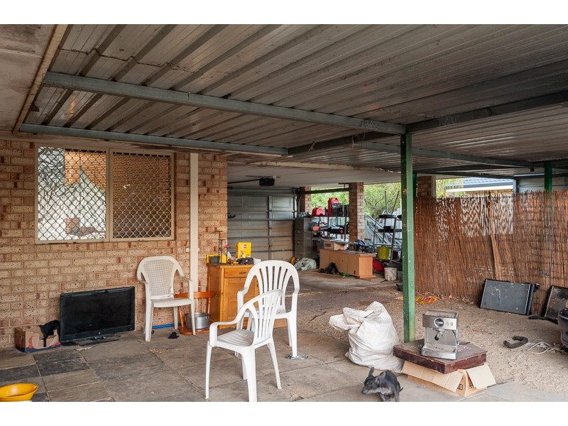 8 Price Court, Brookdale WA 6112