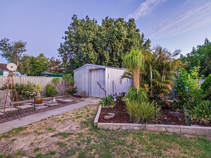 45 Stretton Way, Kenwick WA 6107