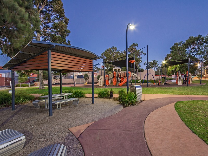 45 Stretton Way, Kenwick WA 6107