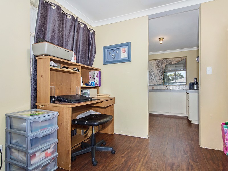 37 Bodicoat Drive, Brookdale WA 6112