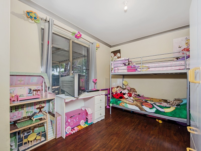 37 Bodicoat Drive, Brookdale WA 6112