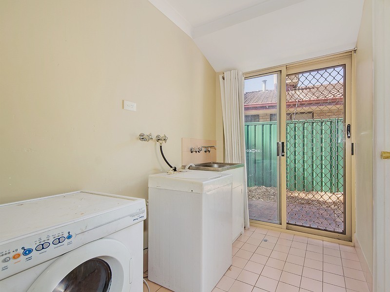 37 Bodicoat Drive, Brookdale WA 6112