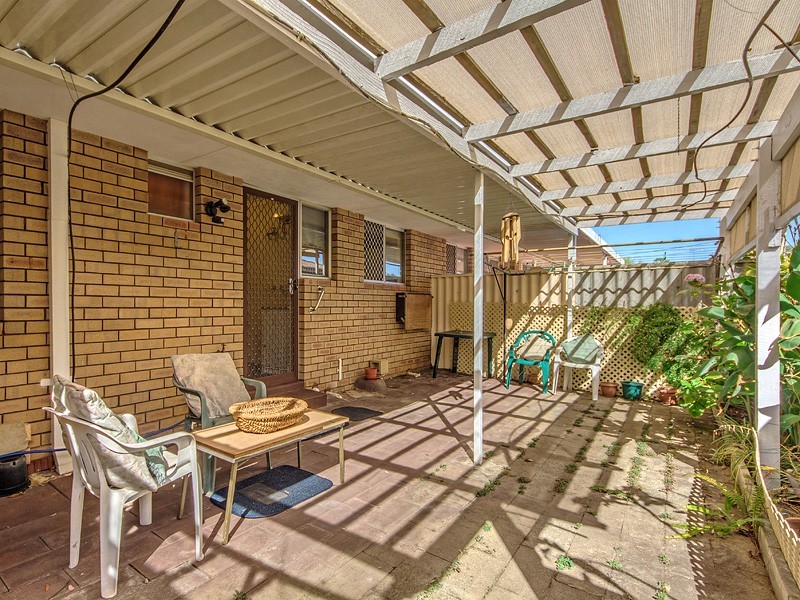 11/64 Fifth Road, Armadale WA 6112