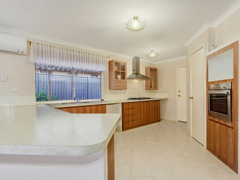 16 Plaimar Ramble, Byford WA 6122