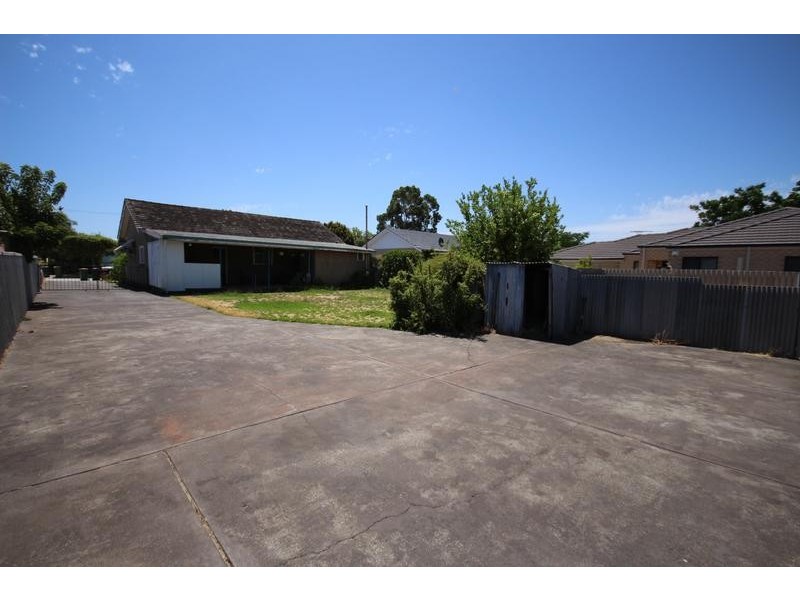 41 Donaldson Street, Queens Park WA 6107