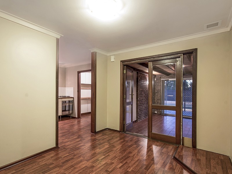 18 Galaxy Street, Beckenham WA 6107