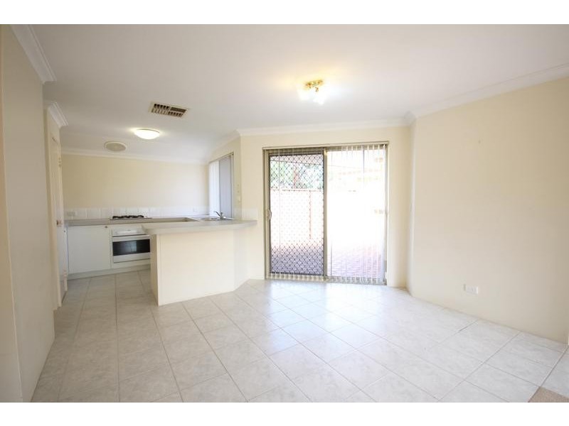 6/278 Wharf Street, Queens Park WA 6107