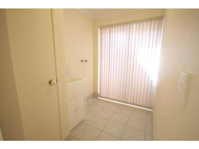 6/278 Wharf Street, Queens Park WA 6107