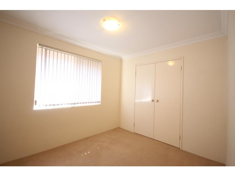 6/278 Wharf Street, Queens Park WA 6107