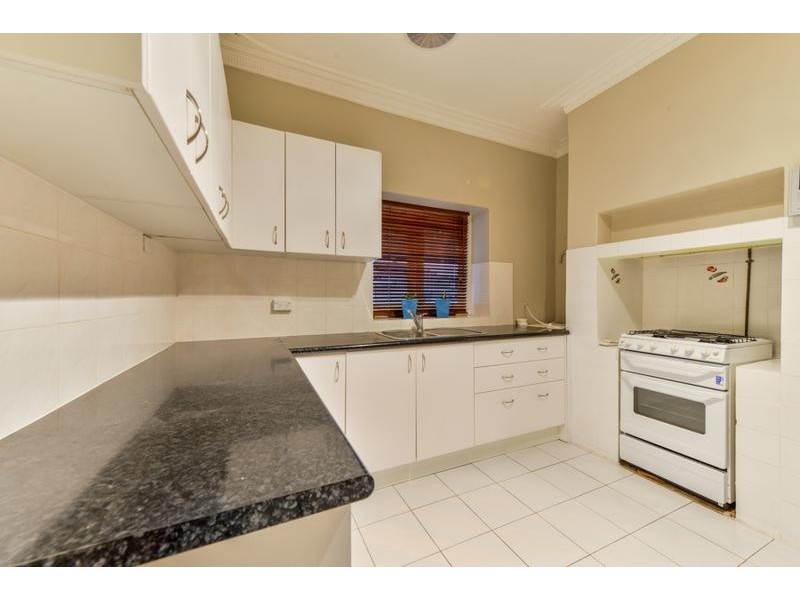 6 Rosa Place, Spearwood WA 6163