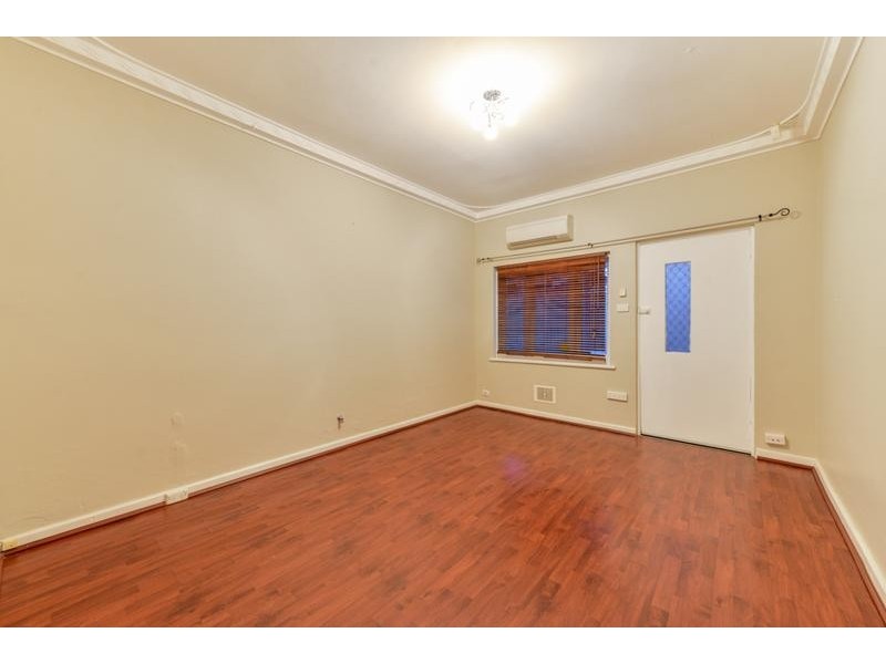 6 Rosa Place, Spearwood WA 6163