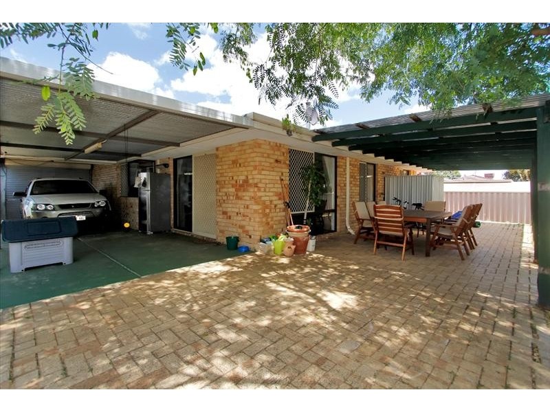 6 Darling Court, Maddington WA 6109