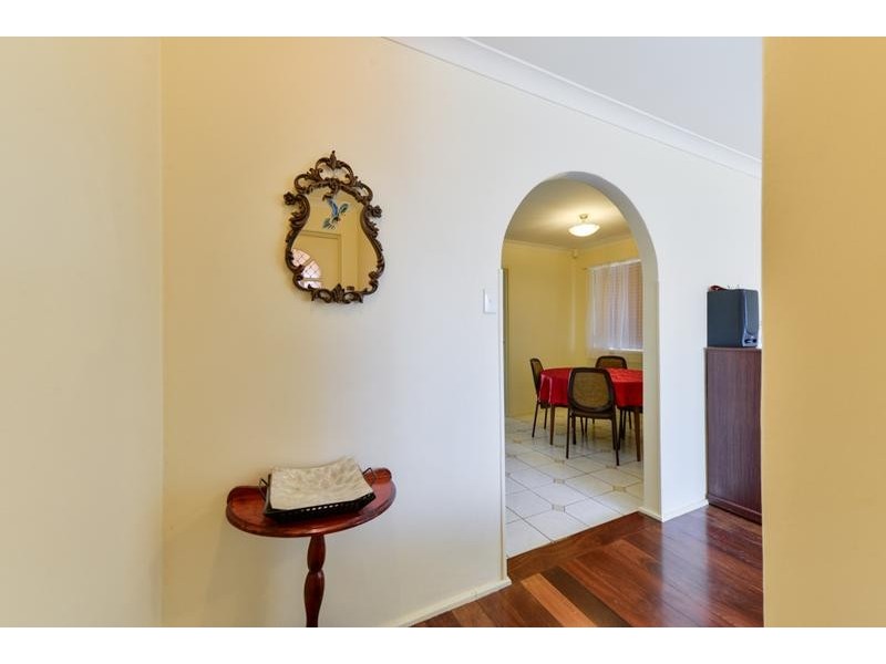 16 Cosmos Street, East Cannington WA 6107