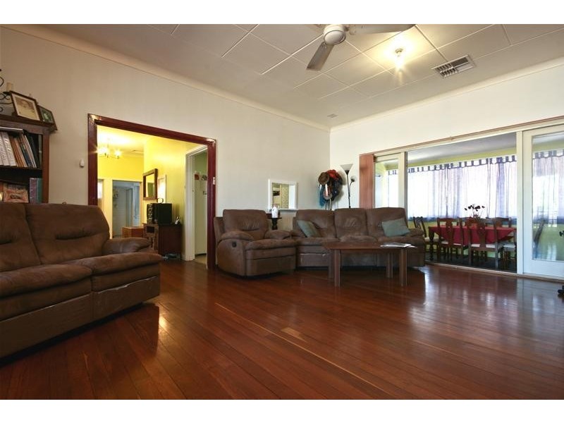 126 Gerard Street, East Cannington WA 6107