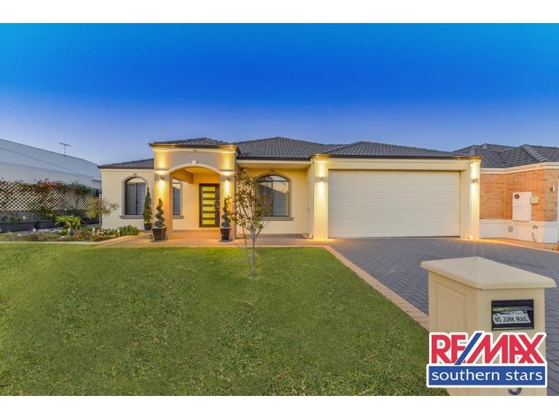 5 Bluestone Loop, Piara Waters WA 6112