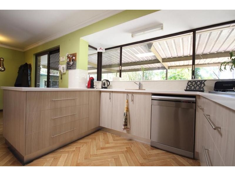 53 Peters Way, Oakford WA 6121