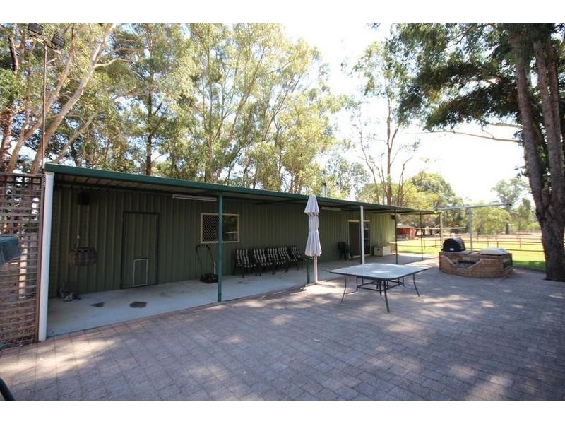 53 Peters Way, Oakford WA 6121