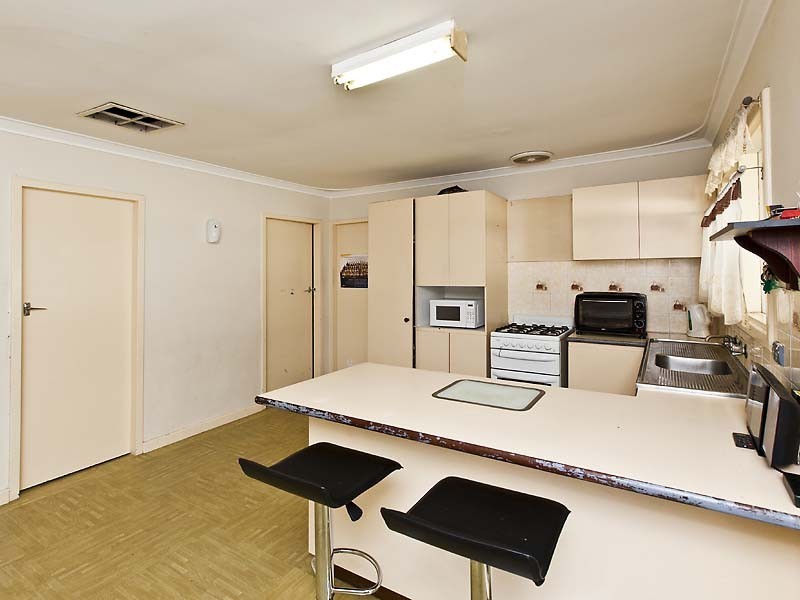 30 Doorigo Road, Armadale WA 6112