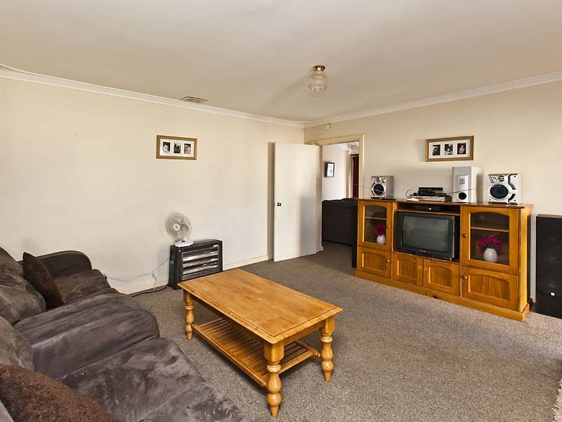 30 Doorigo Road, Armadale WA 6112