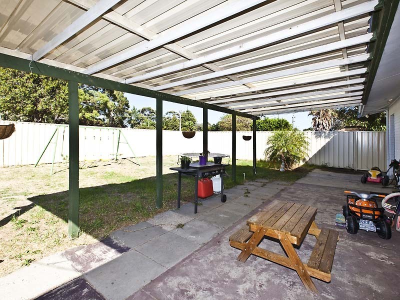 30 Doorigo Road, Armadale WA 6112