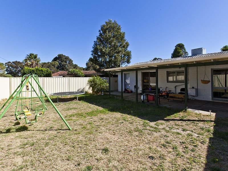 30 Doorigo Road, Armadale WA 6112