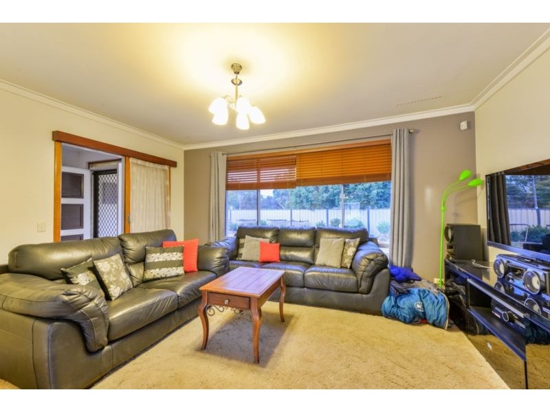 307 Kalamunda Road, Maida Vale WA 6057