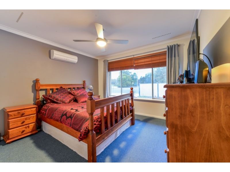 307 Kalamunda Road, Maida Vale WA 6057