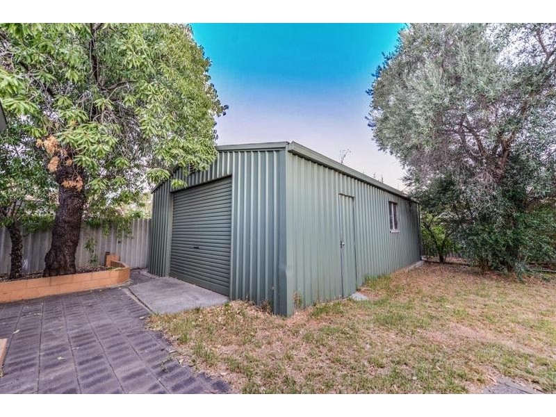 57 Galaxy Street, Beckenham WA 6107