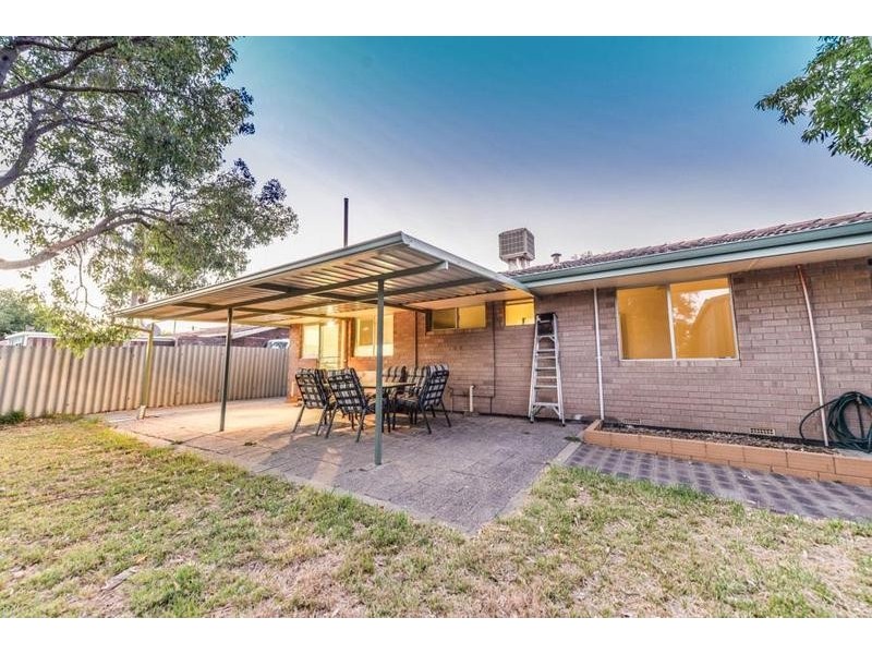 57 Galaxy Street, Beckenham WA 6107