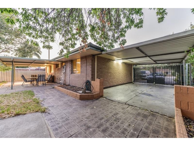 57 Galaxy Street, Beckenham WA 6107