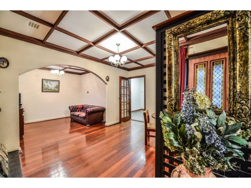 21 Central Terrace, Beckenham WA 6107