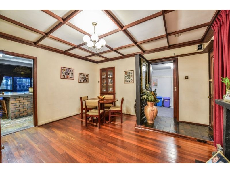 21 Central Terrace, Beckenham WA 6107