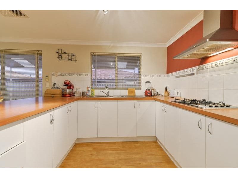 19 Osten Drive, Langford WA 6147