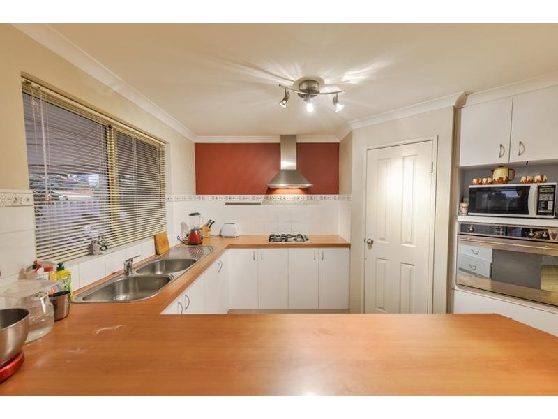 19 Osten Drive, Langford WA 6147