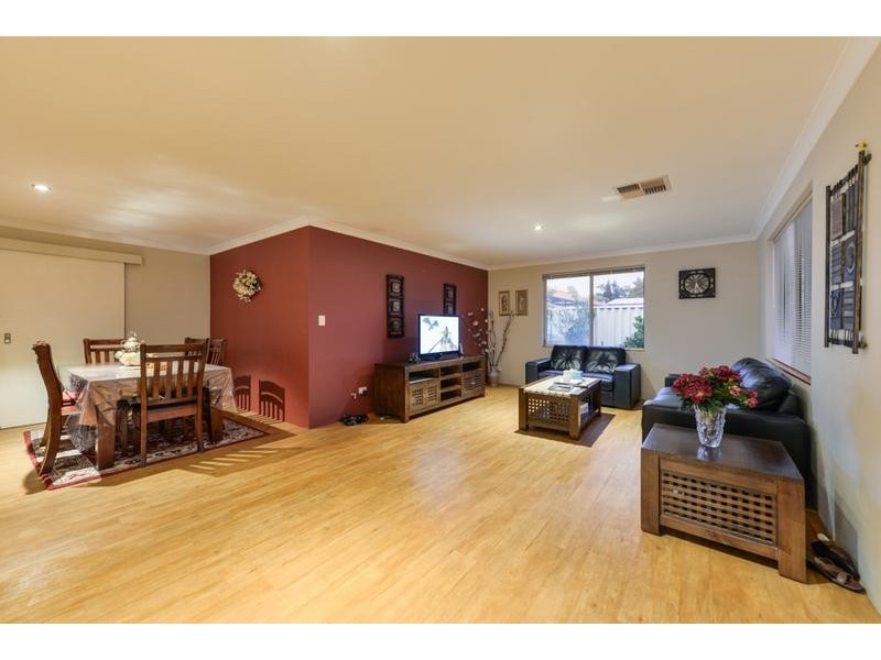 19 Osten Drive, Langford WA 6147