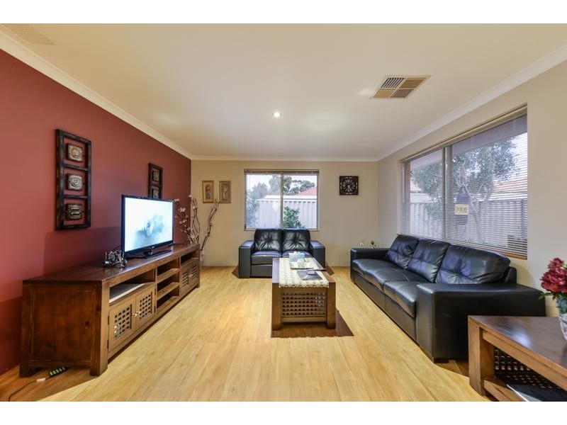 19 Osten Drive, Langford WA 6147