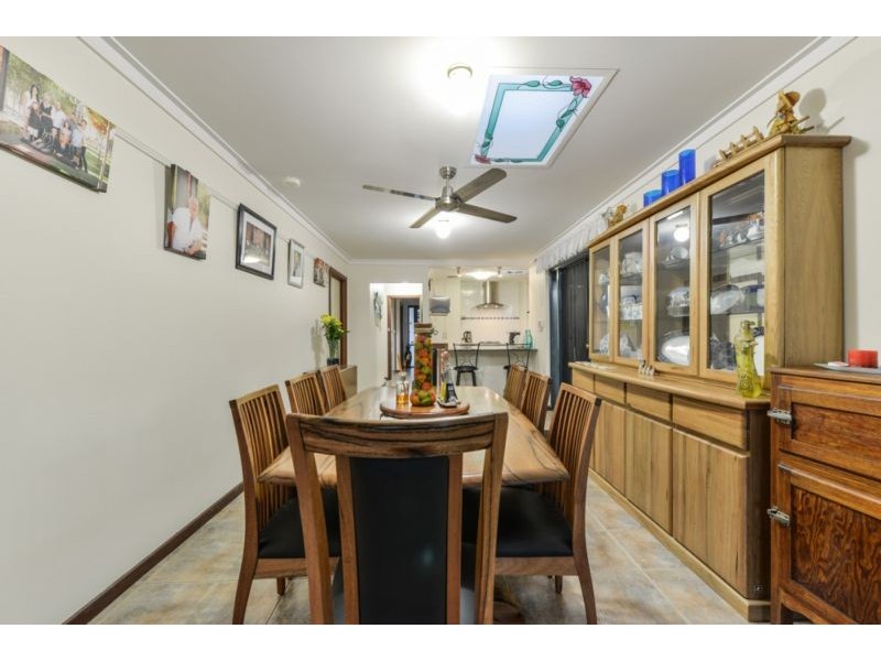 42 Kenneth Road, High Wycombe WA 6057