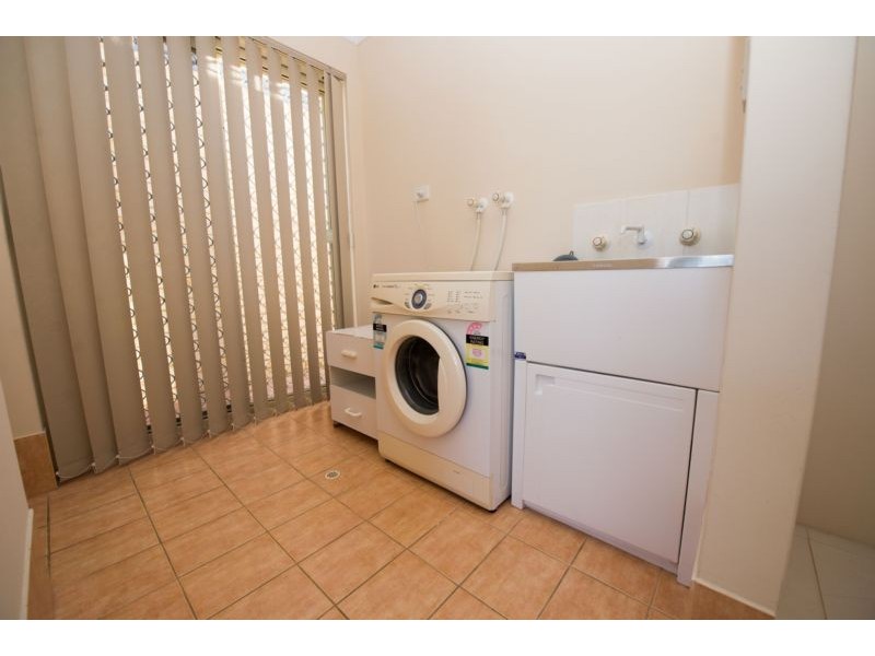 4/36 Queen Street, Bentley WA 6102