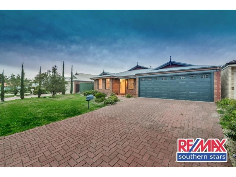 6 Steineck Way, Wattle Grove WA 6107