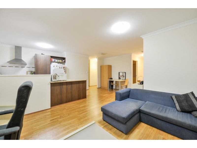 11/35 Henry Street, East Cannington WA 6107