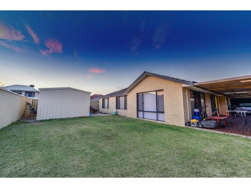 4 Casablanca Avenue, Southern River WA 6110