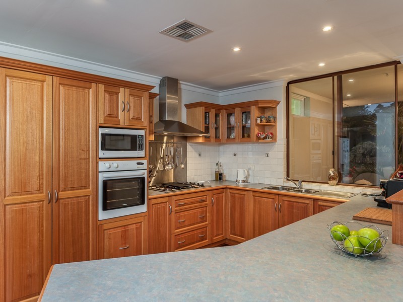 243 Anzac Terrace, Bayswater WA 6053
