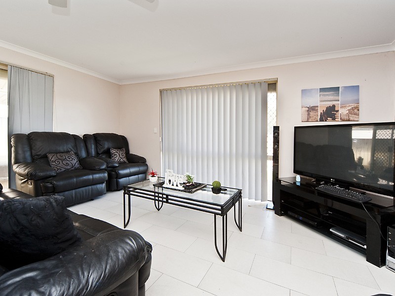6 Aroona Way, Maddington WA 6109