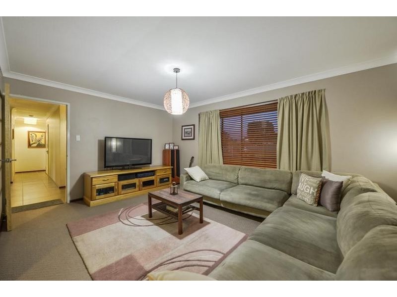 3 Stellar Court, Beckenham WA 6107