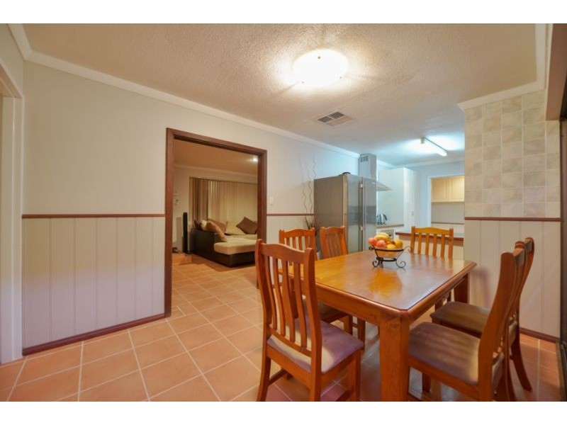 7 Marlock Court, Forrestfield WA 6058