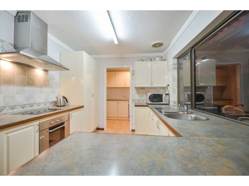 7 Marlock Court, Forrestfield WA 6058