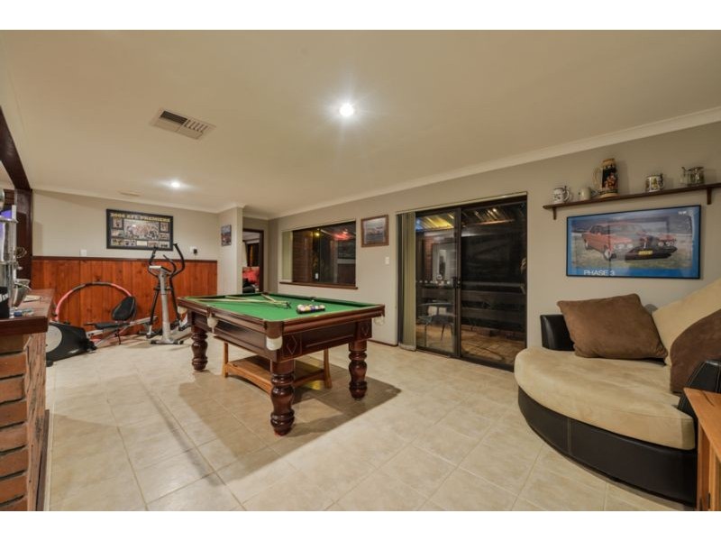 7 Marlock Court, Forrestfield WA 6058