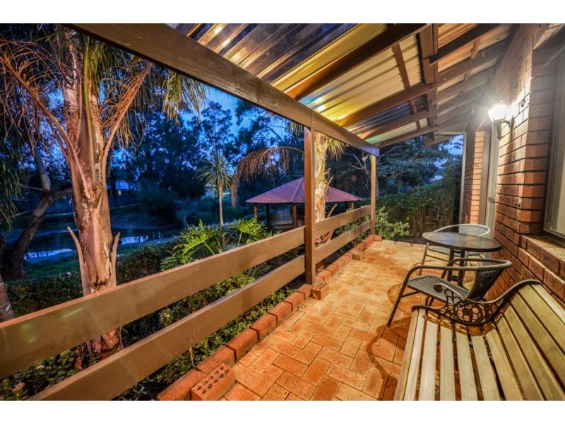 7 Marlock Court, Forrestfield WA 6058