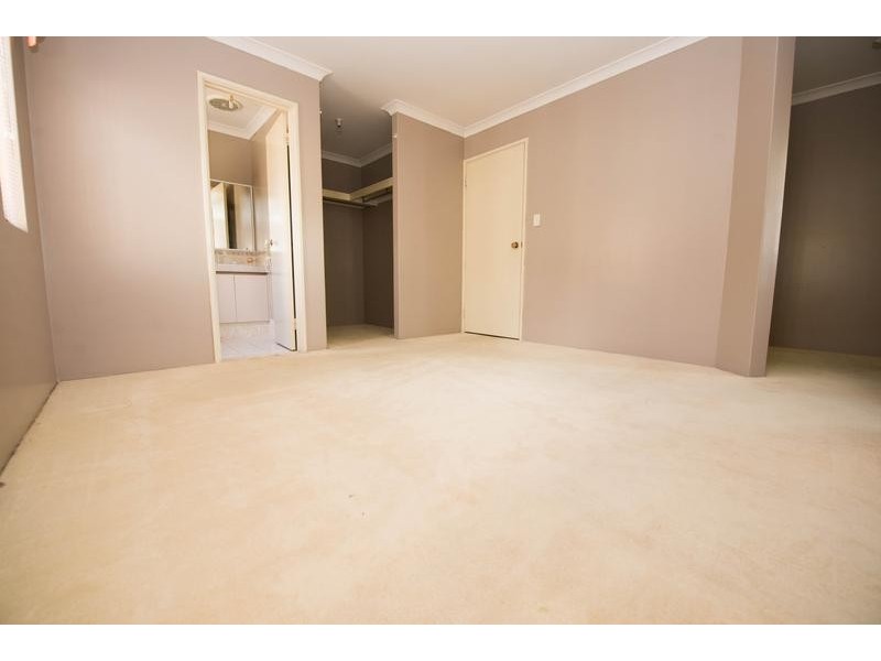 83 Harpenden Street, Huntingdale WA 6110